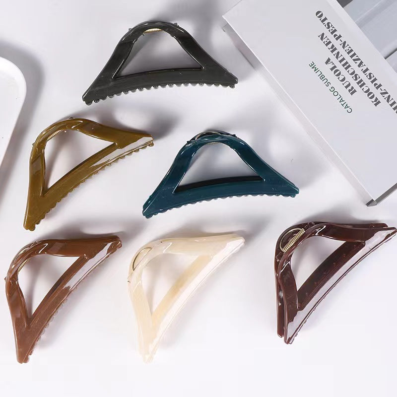 Fashionable Hollow Plate With Shark Clip